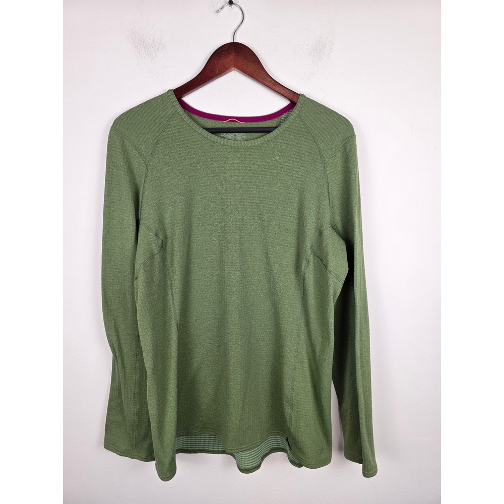 Patagonia Green Long Sleeve Top